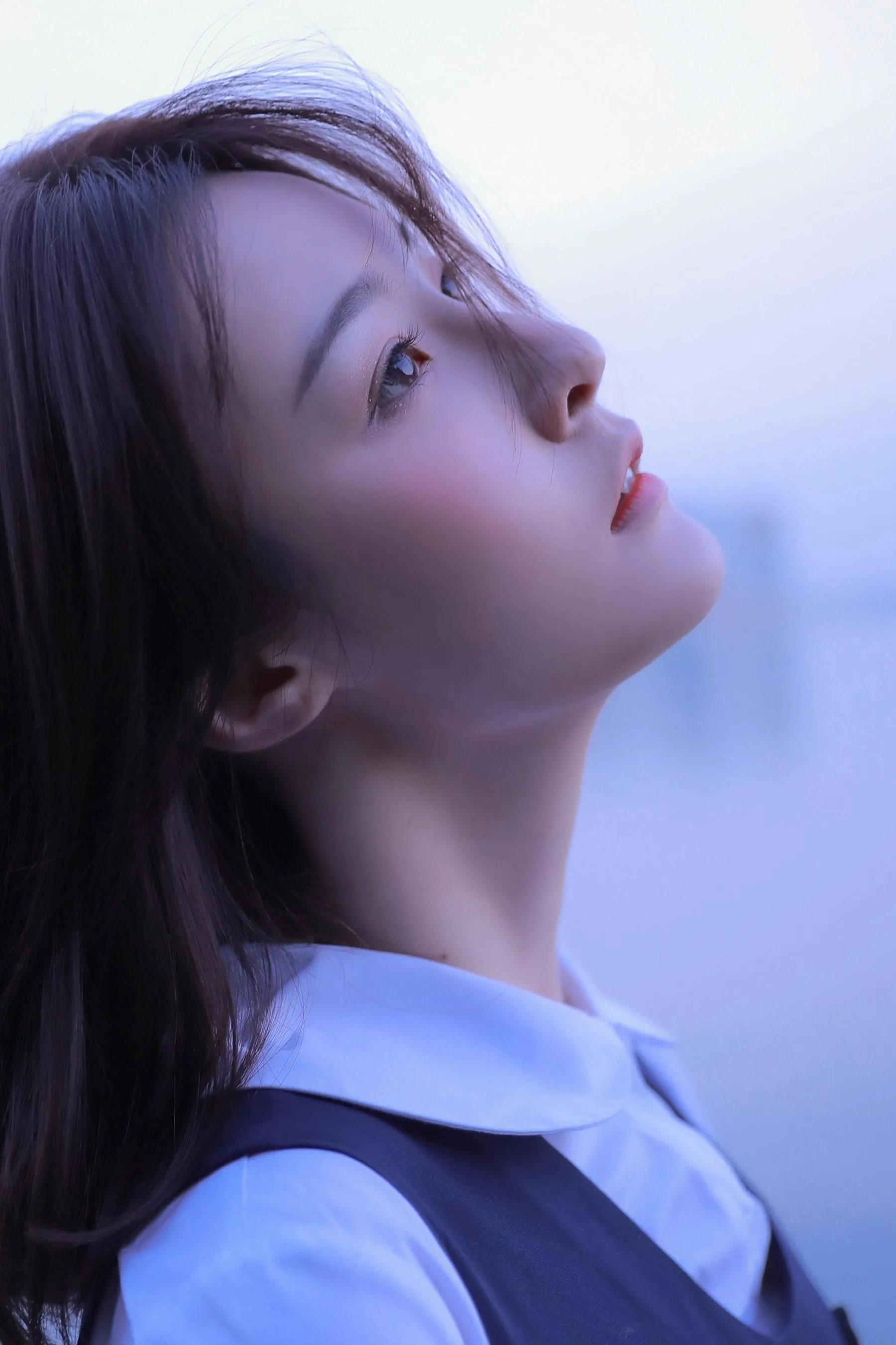 [艺图语] 2022.06.29 海边JK 君君 [20P]插图